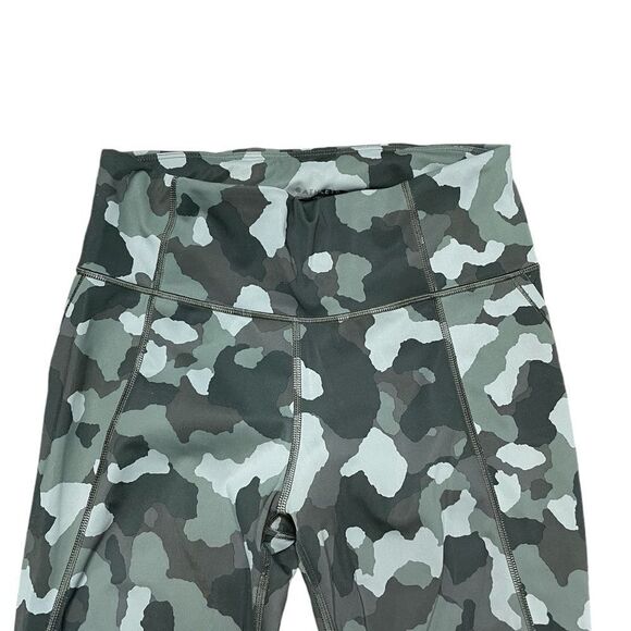 ATHLETA Lightning Camo 7/8 Tight Green Camo Size Medium - Picture 6 of 9